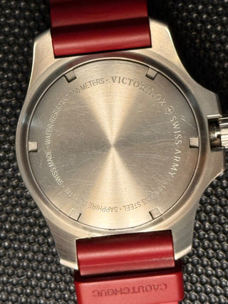 Relógio Victorinox inox vermelho - Victorinox Inox