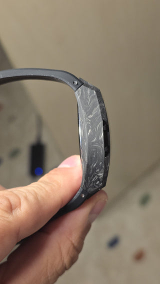Technos Carbon basicamente sem uso