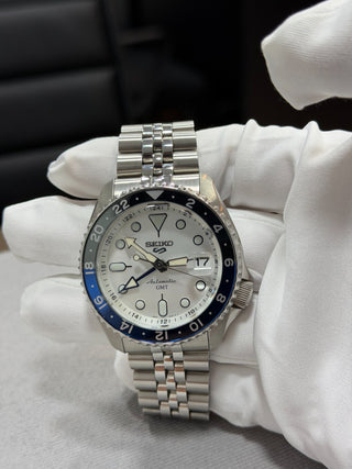 Seiko 5 Sports GMT (Batman)