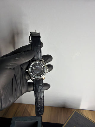Bulova Precisionist 42mm Quartzo 262 kHz 16 pulsos por segundo - 96B158