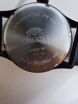 Orient Solar Tech com pulseira Jubilee