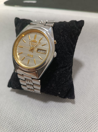 Orient vintage, mostrador persiana belíssimo.
