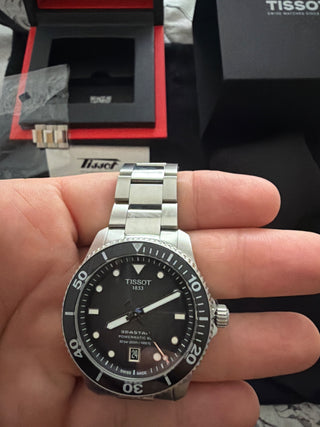 Tissot, modelo seastar 1000 powermatic 800 preto, 40mm.