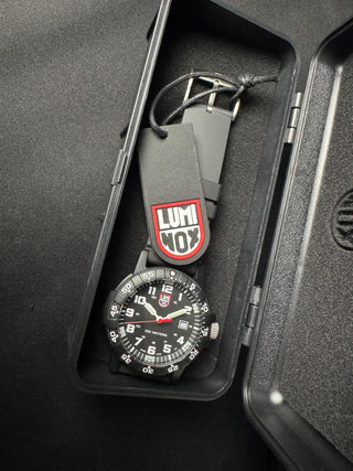 LuminoxLeatherback Sea Turtle Giant 44mm - Novo!