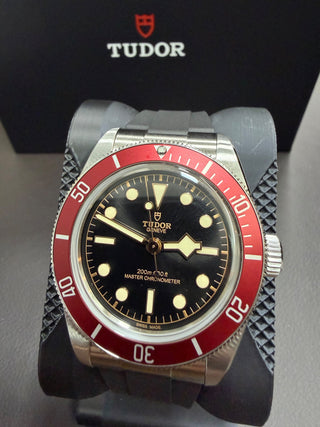 Tudor Black Bay NOVO