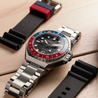 Spinnaker Dumas GMT