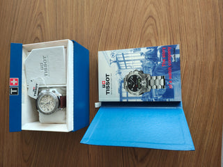 Tissot T-Sport V8 Chronograph, Novo sem uso, o Vintage dos modelos esportivos.