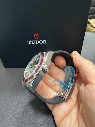 Tudor Black Bay NOVO