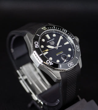 TAG Heuer Aquaracer Professional 300 Date 2024 (impecável) - WBP201A.FT6197