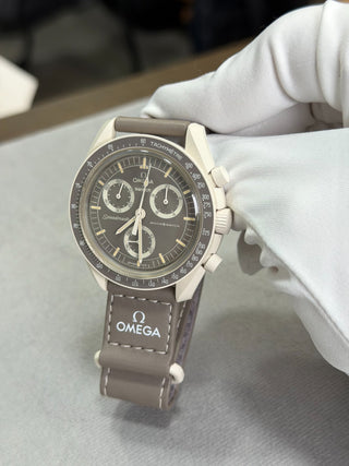 MOONSWATCH DESERT (2 pulseiras)