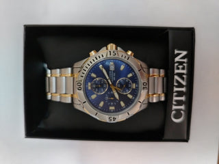 Citizen Cronógrafo Quartzo Bicolor